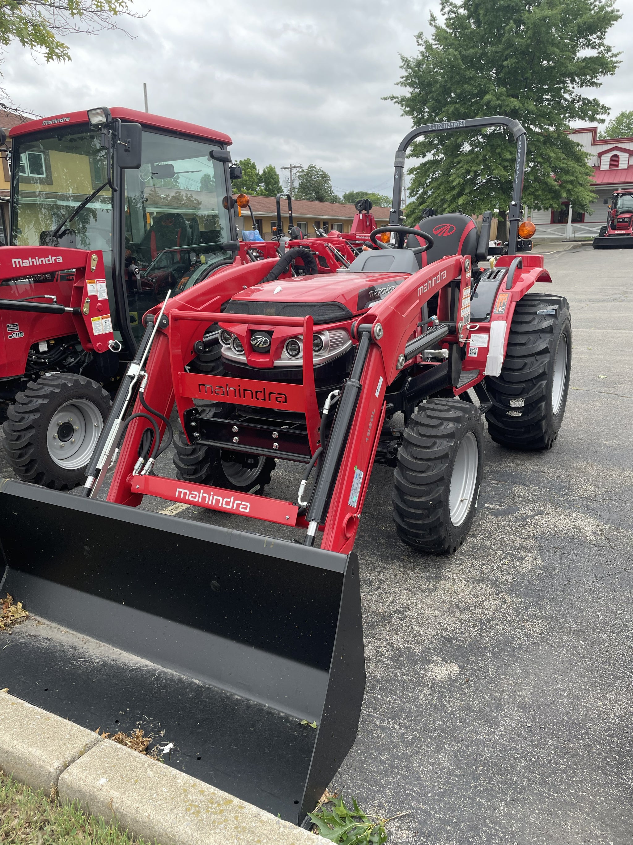 2025 Mahindra 1626 HST Tractors with Loader
