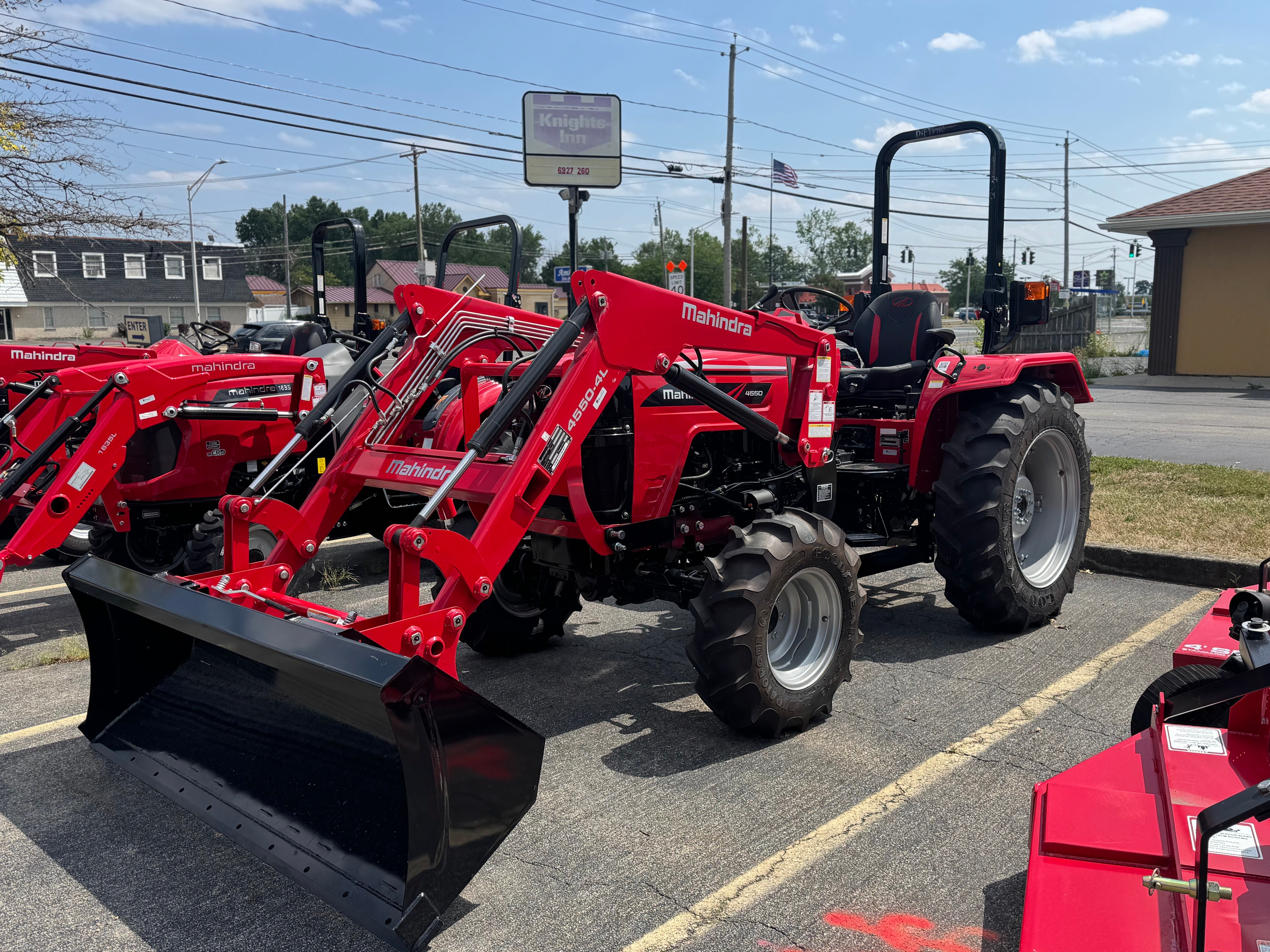 2025 Mahindra 4550 4WD Tractors with Loader